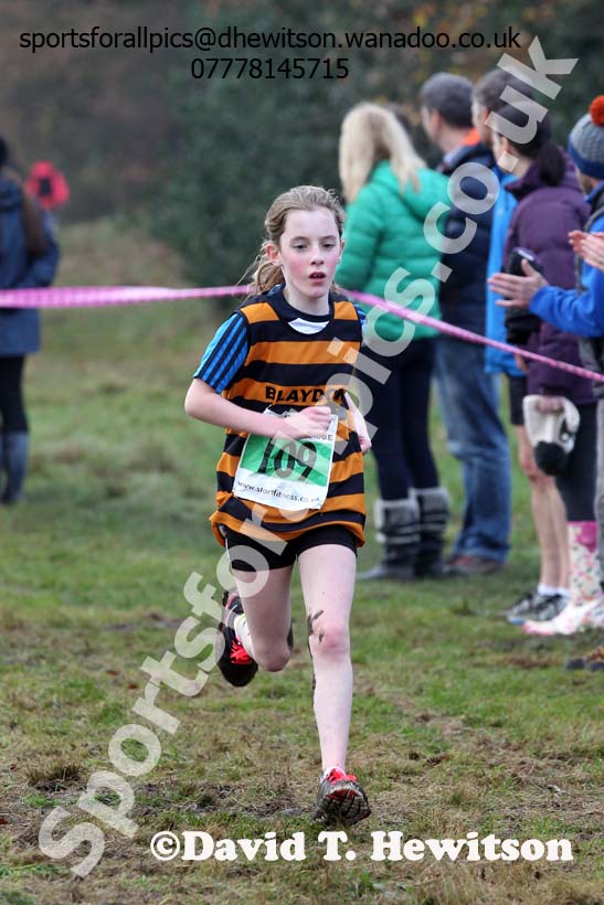 Under-13  girls NEHL, Aykley Heads, Durham. Photo: David T. Hewitson/Sports for All Pics
